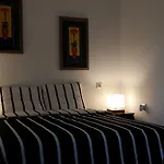 Piso De 3 Habitaciones, Con Garaje Incluido, A 1500 Metros De La Catedral